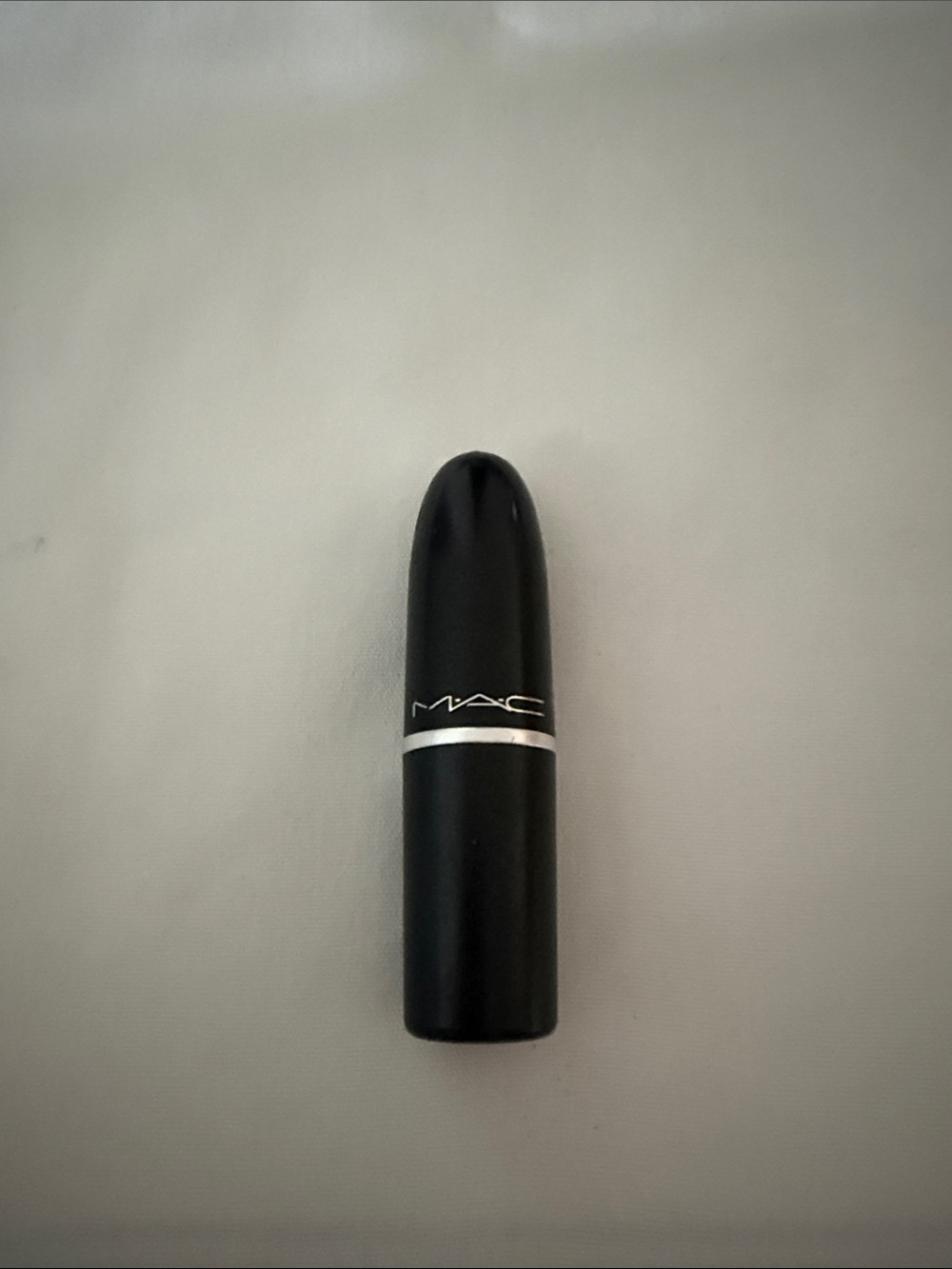 MAC red lipstick 207 dare you